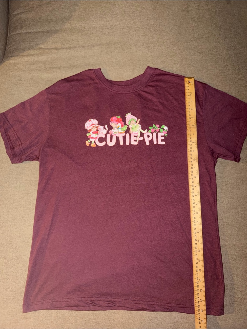 Cutie-Pie Graphic Tee - Maroon Women's Short Sleeve